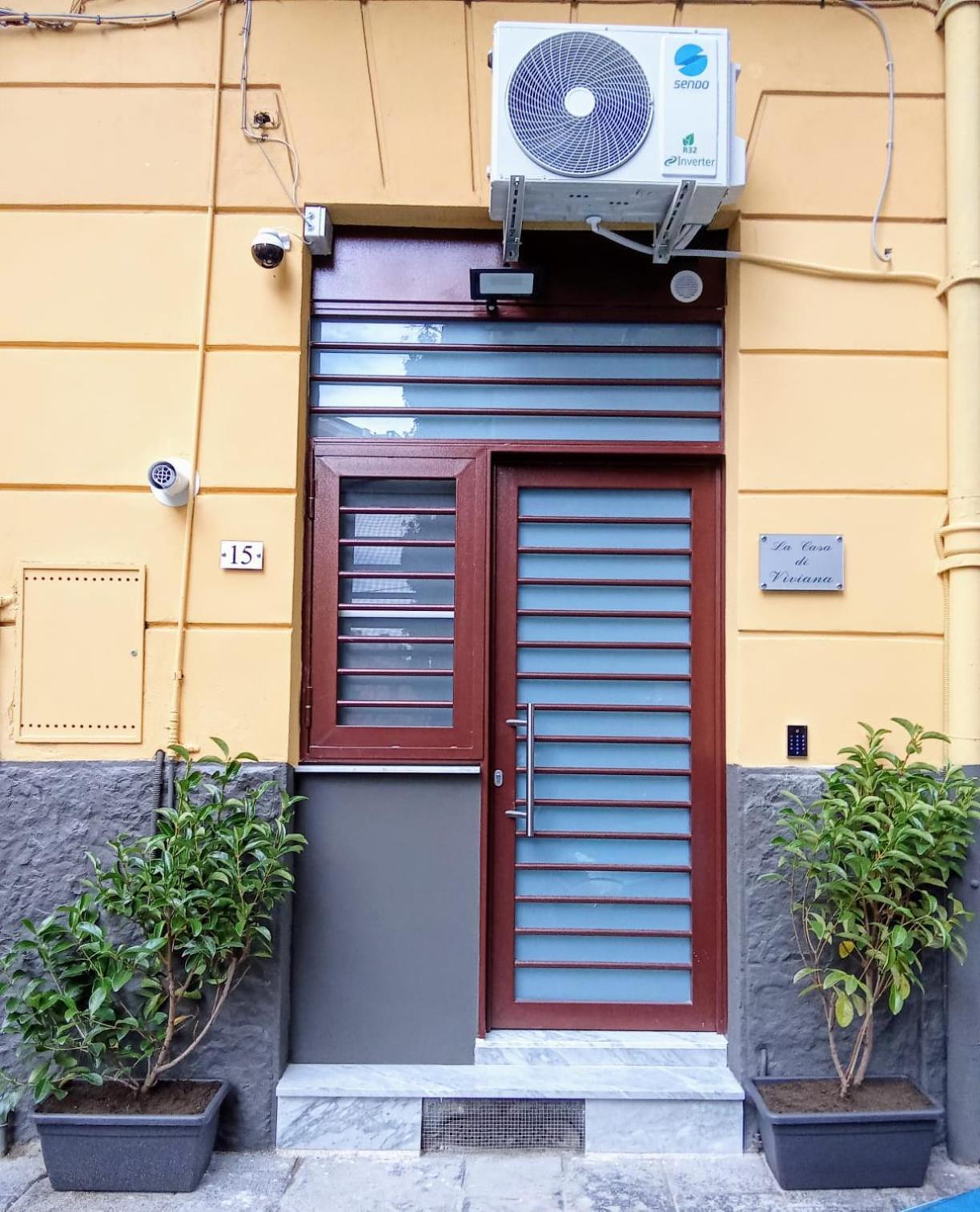 Appartamento La Casa Di Viviana Duomo Centro Storico Di Napoli Esterno foto