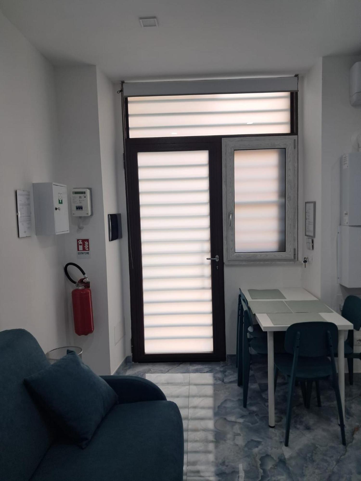 Appartamento La Casa Di Viviana Duomo Centro Storico Di Napoli Esterno foto